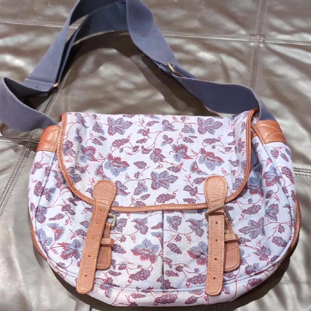 Floral Patterned Shoulder Bag with Tan Accents